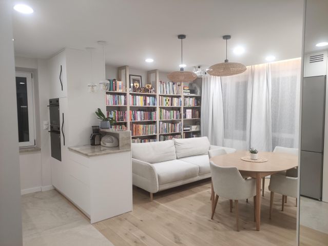 Mieszkanie 4-pokojowe Kraków Krowodrza, ul. Józefa Friedleina. Zdjęcie 1