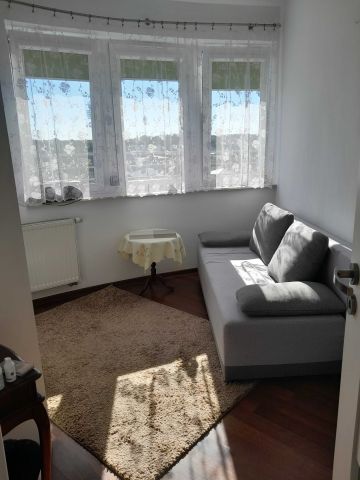 Mieszkanie 3-pokojowe Ząbki. Zdjęcie 1