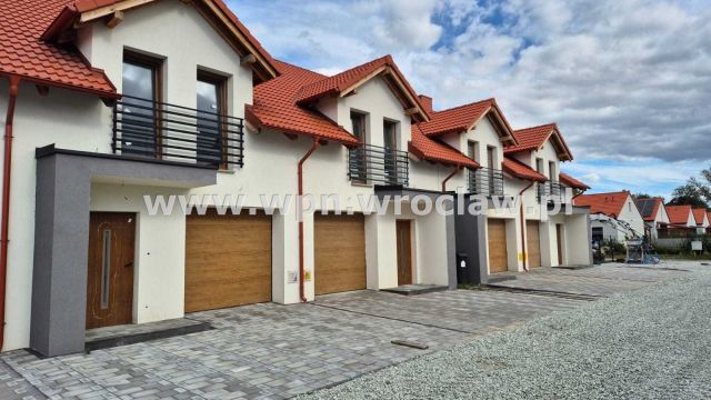 dom szeregowy, 4 pokoje Miłoszyce. Zdjęcie 1