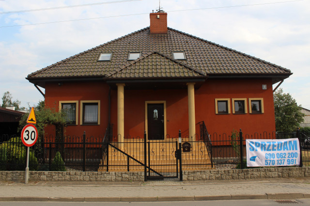 dom wolnostojący, 6 pokoi Mosina, ul. Topolowa. Zdjęcie 1