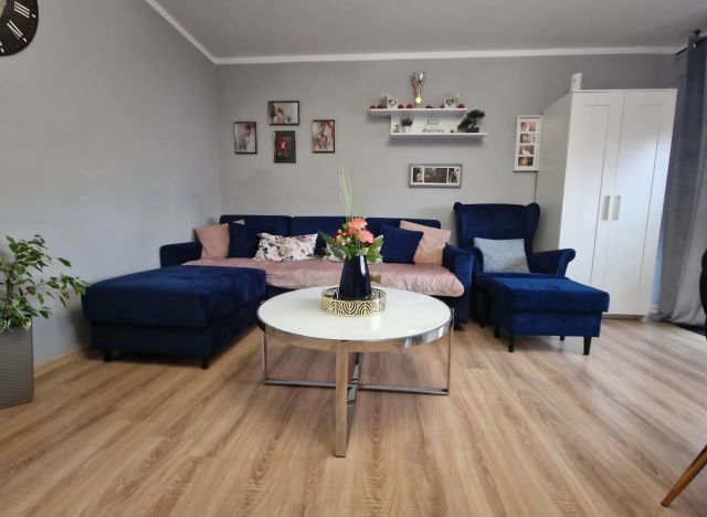 Mieszkanie 4-pokojowe Długie. Zdjęcie 1