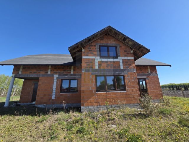 dom wolnostojący, 7 pokoi Nowa Huta. Zdjęcie 2