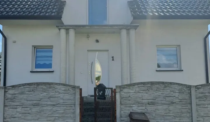 dom wolnostojący, 5 pokoi Obrowiec, ul. 3 Maja