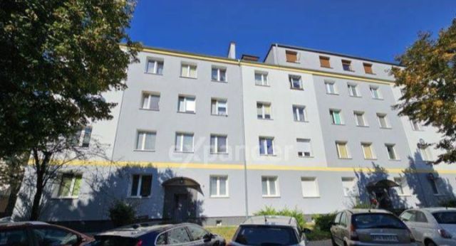 Mieszkanie 3-pokojowe Konin, ul. Górnicza. Zdjęcie 1