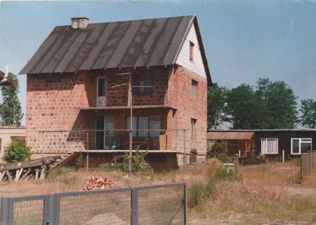 dom wolnostojący, 4 pokoje Osłonin. Zdjęcie 1