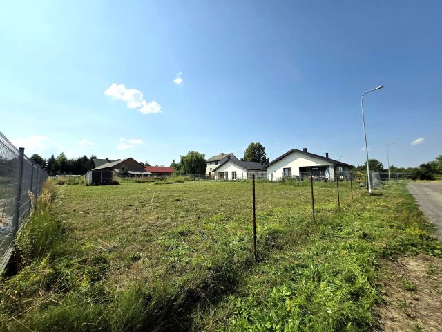 Działka budowlana Zamość Karolówka, ul. Braterstwa Broni. Zdjęcie 1