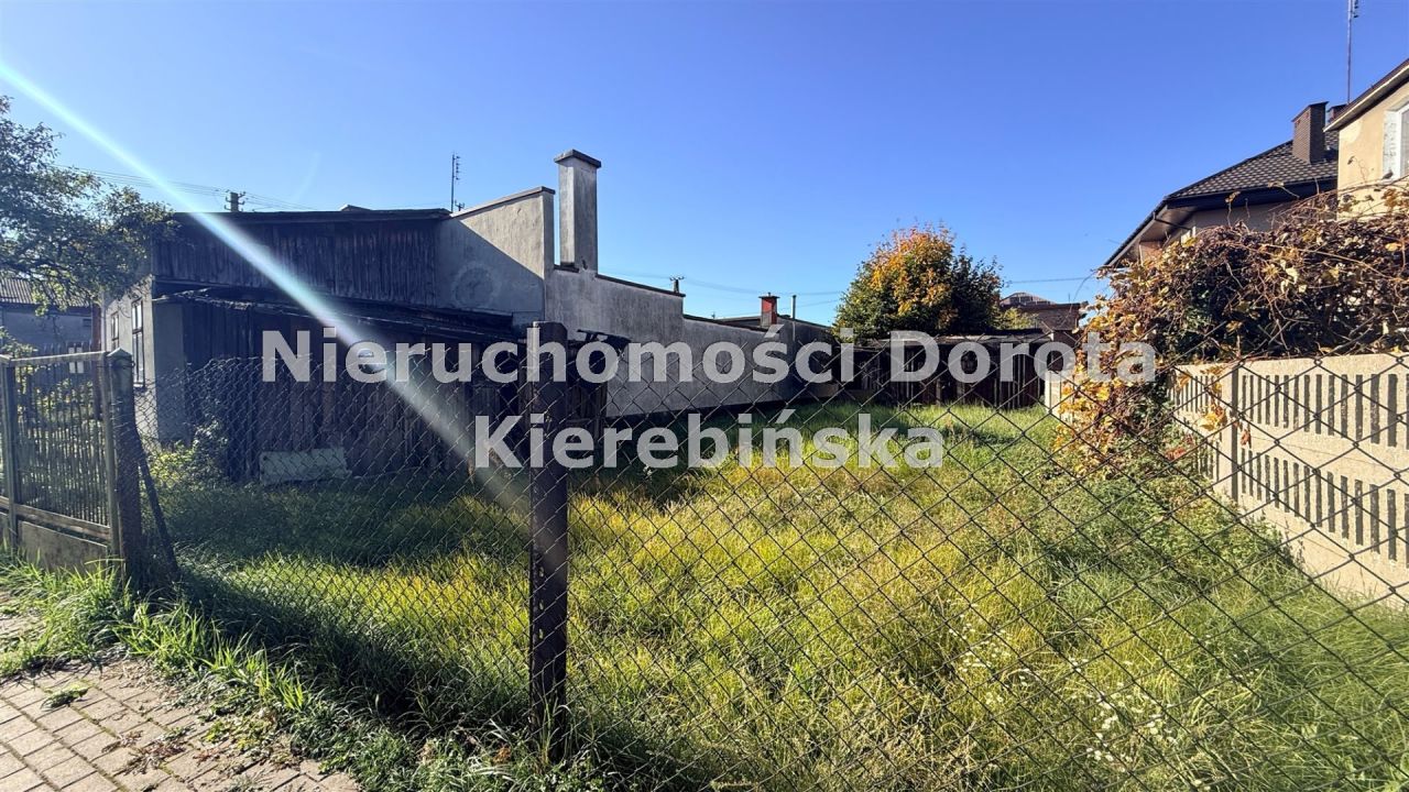 dom wolnostojący, 2 pokoje Tomaszów Mazowiecki, ul. Smugowa. Zdjęcie 3