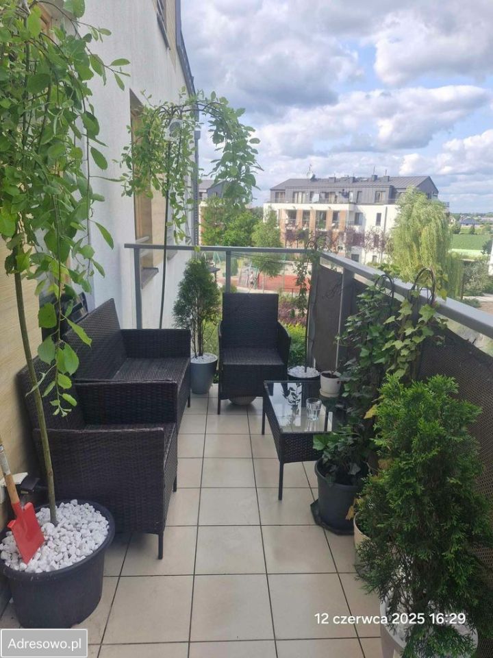 Mieszkanie 3-pokojowe Zamienie, ul. Arakowa. Zdjęcie 4