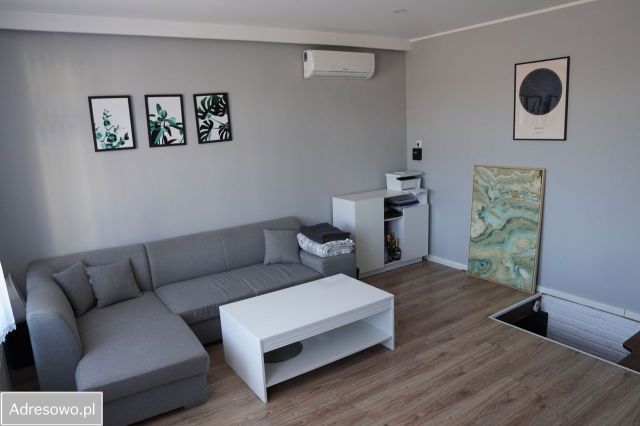 Mieszkanie 4-pokojowe Kadłub Wolny, ul. Szkolna. Zdjęcie 1