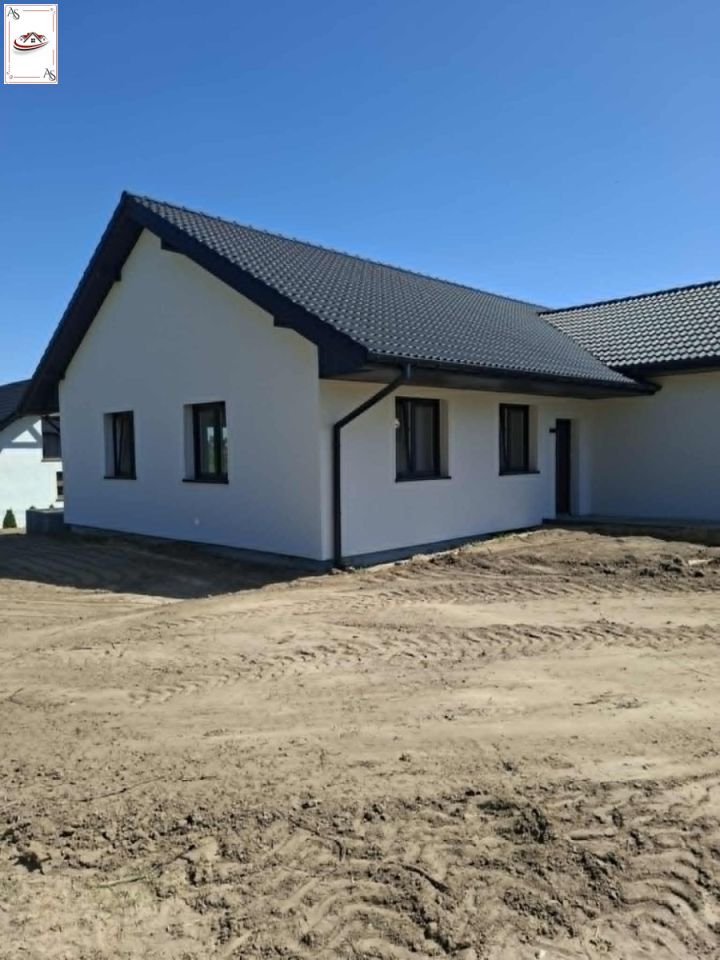 dom wolnostojący, 4 pokoje Kępa. Zdjęcie 6