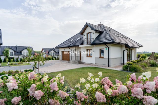 dom wolnostojący, 6 pokoi Węgrzce. Zdjęcie 1