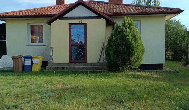 dom wolnostojący, 3 pokoje Uście