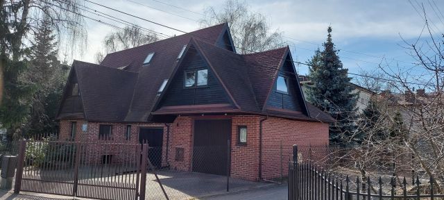 dom wolnostojący, 6 pokoi Warszawa Ursus, ul. Kuźnicy Kołłątajowskiej. Zdjęcie 1