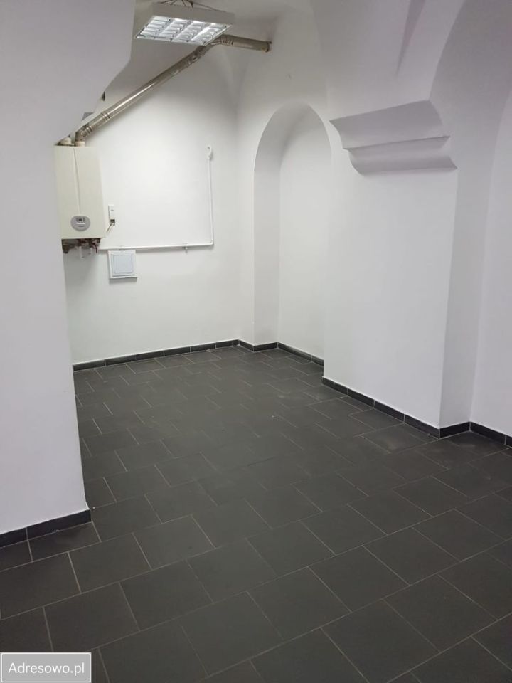 Lokal Szprotawa, pl. Ewangelicki. Zdjęcie 2