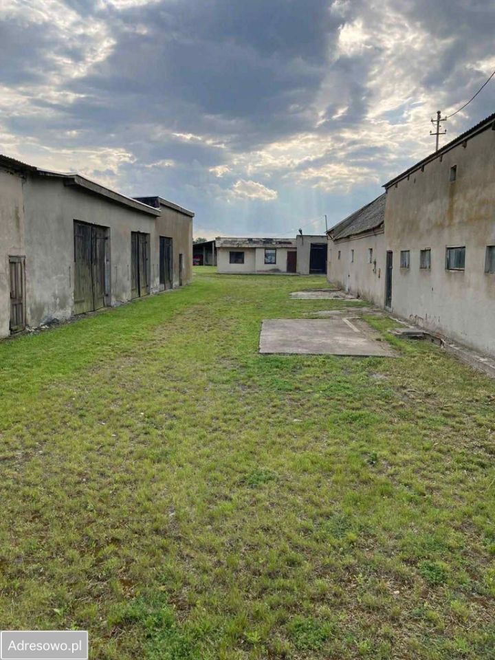 Hala/magazyn Gozdawa. Zdjęcie 4