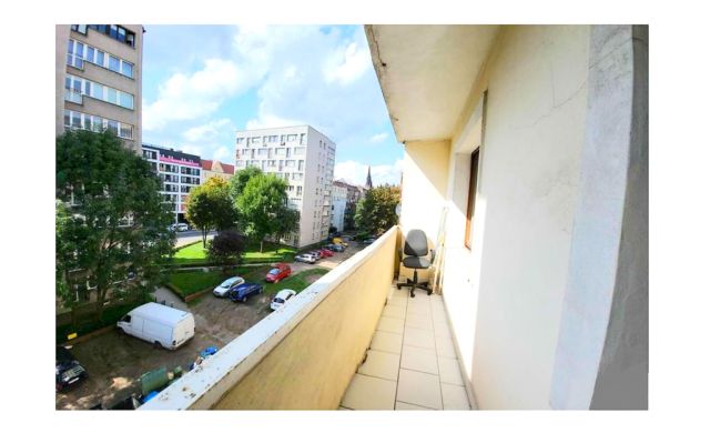 Mieszkanie 3-pokojowe Wrocław Plac Grunwaldzki, ul. Mikołaja Sępa-Szarzyńskiego. Zdjęcie 1