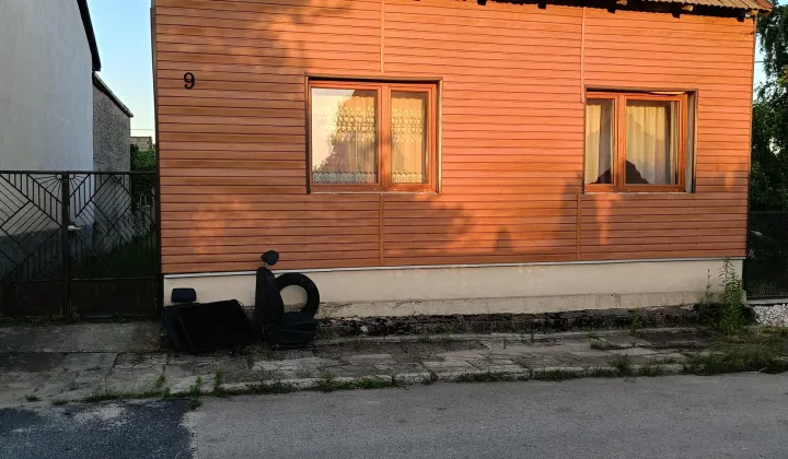 dom wolnostojący, 2 pokoje Zawiercie Kromołów, ul. Piaskowa