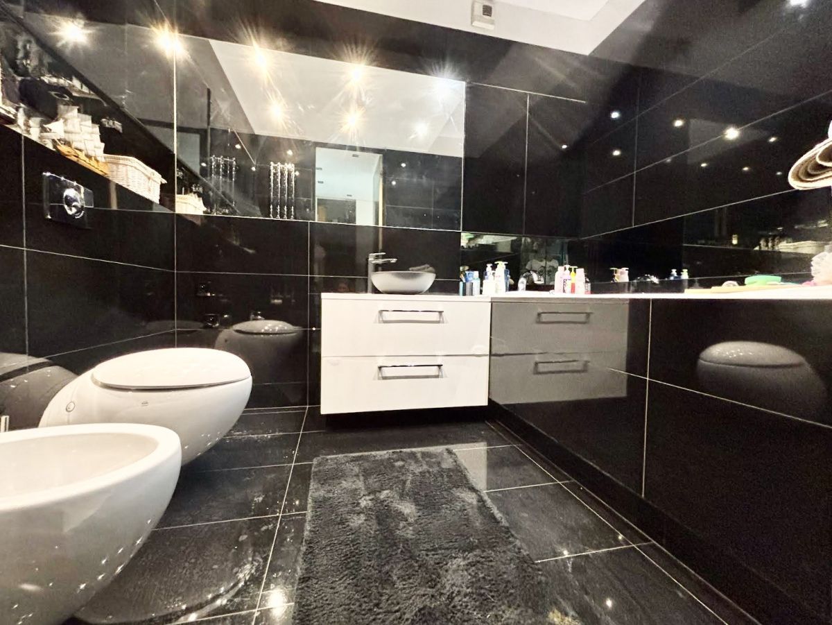 Mieszkanie 3-pokojowe Warszawa Śródmieście, ul. Pokorna. Zdjęcie 9