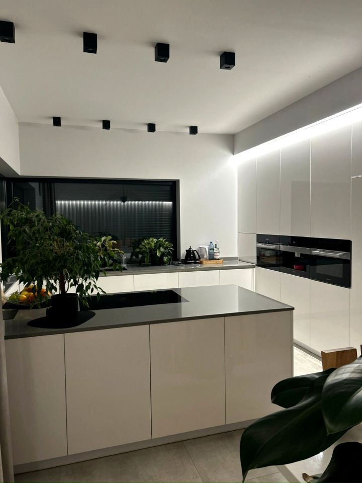 dom wolnostojący, 6 pokoi Konstancin-Jeziorna. Zdjęcie 14