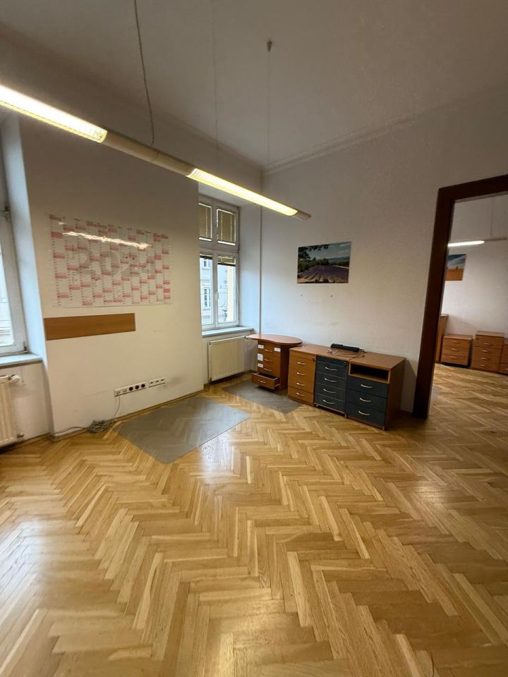 Biuro Kraków Stare Miasto, ul. Długa. Zdjęcie 5