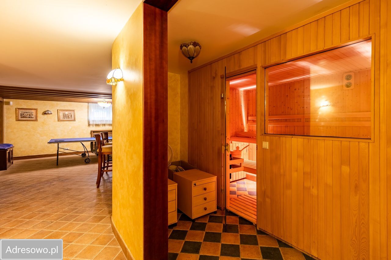 dom wolnostojący, 7 pokoi Izabelin C, ul. Jana Karola Chodkiewicza. Zdjęcie 2