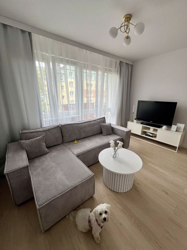 Mieszkanie 2-pokojowe Gdynia Obłuże, ul. adm. J. Unruga. Zdjęcie 2