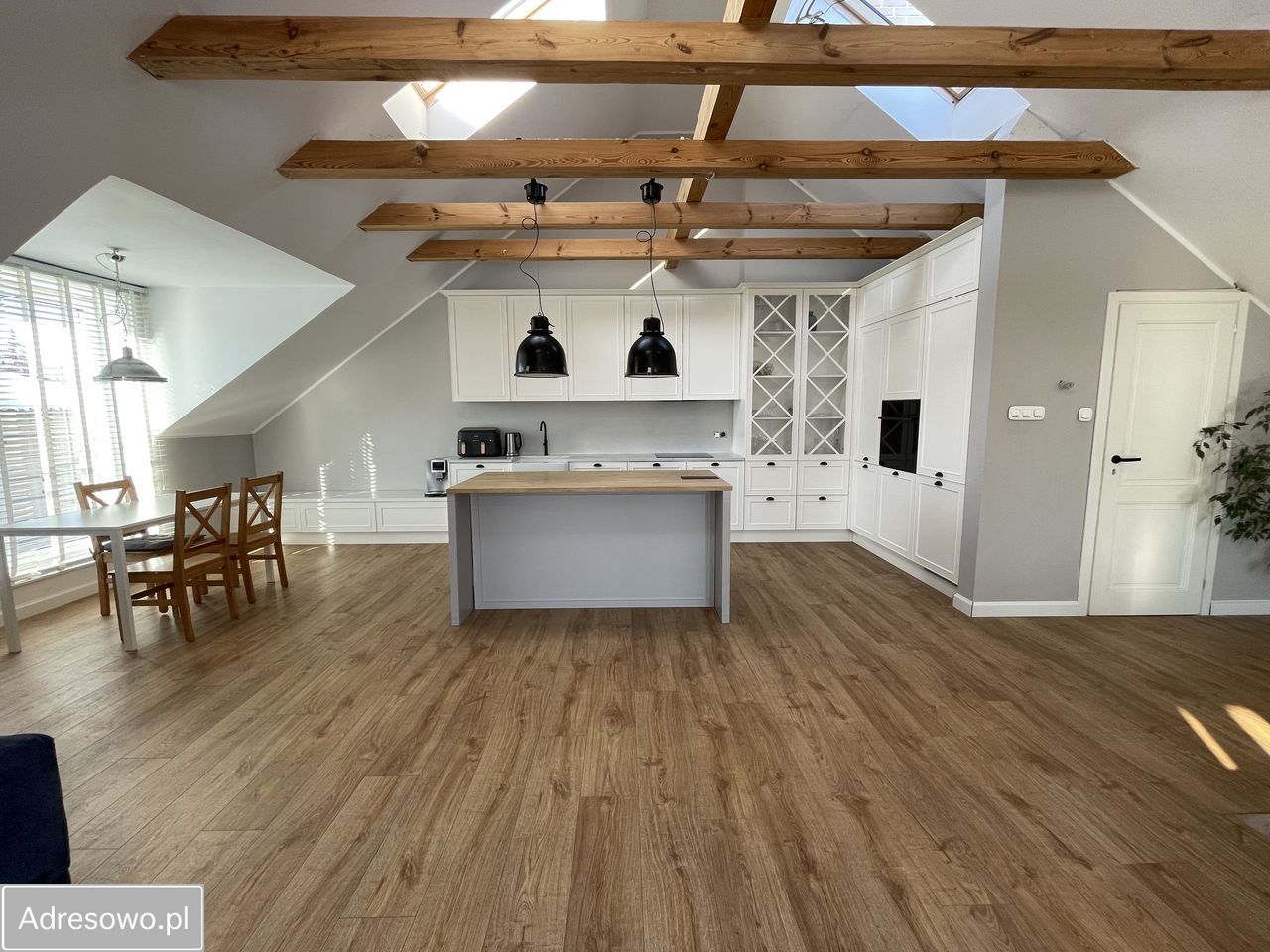 dom szeregowy, 5 pokoi Ząbki. Zdjęcie 3