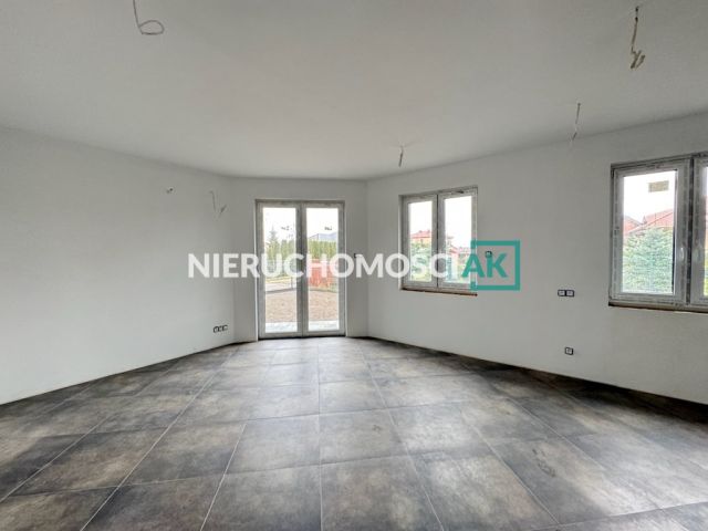 bliźniak, 4 pokoje Konin. Zdjęcie 4