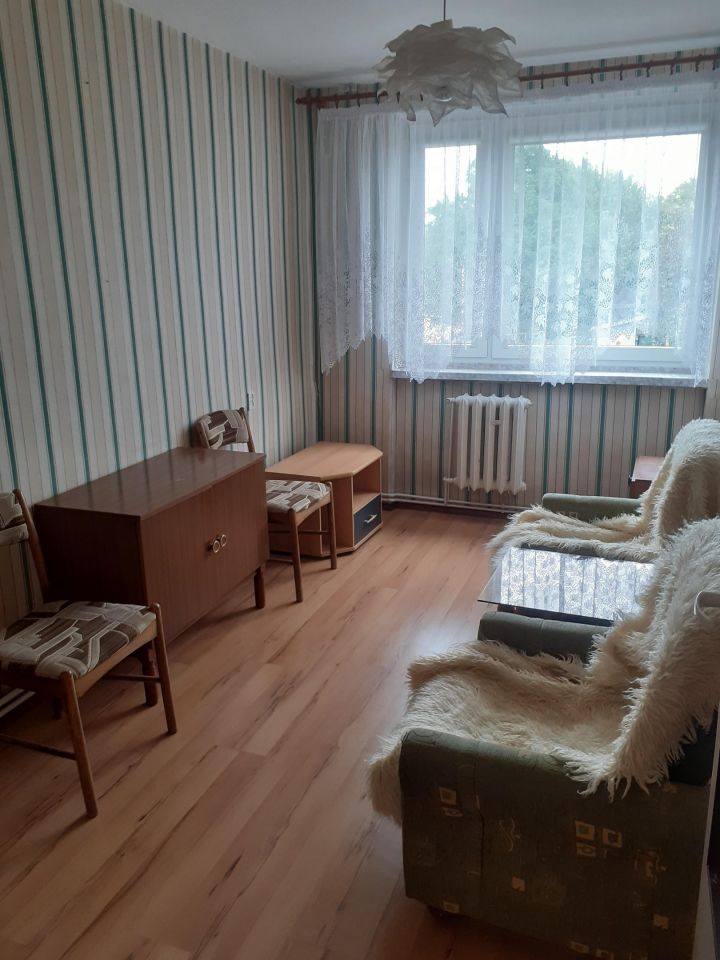 Mieszkanie 5-pokojowe Lekowo. Zdjęcie 4