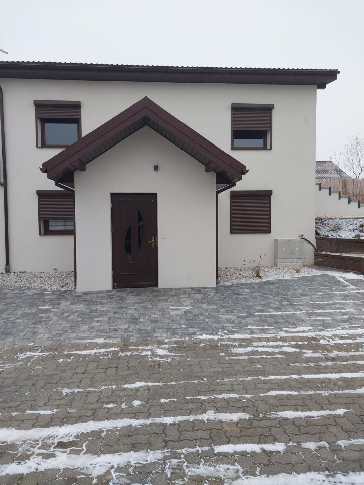 Nieruchomość komercyjna Zofia. Zdjęcie 2