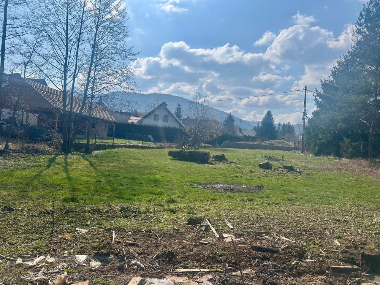 Działka budowlana Biery. Zdjęcie 1