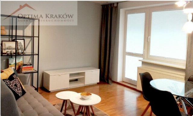 Mieszkanie 3-pokojowe Kraków Dębniki, ul. Chmieleniec. Zdjęcie 1