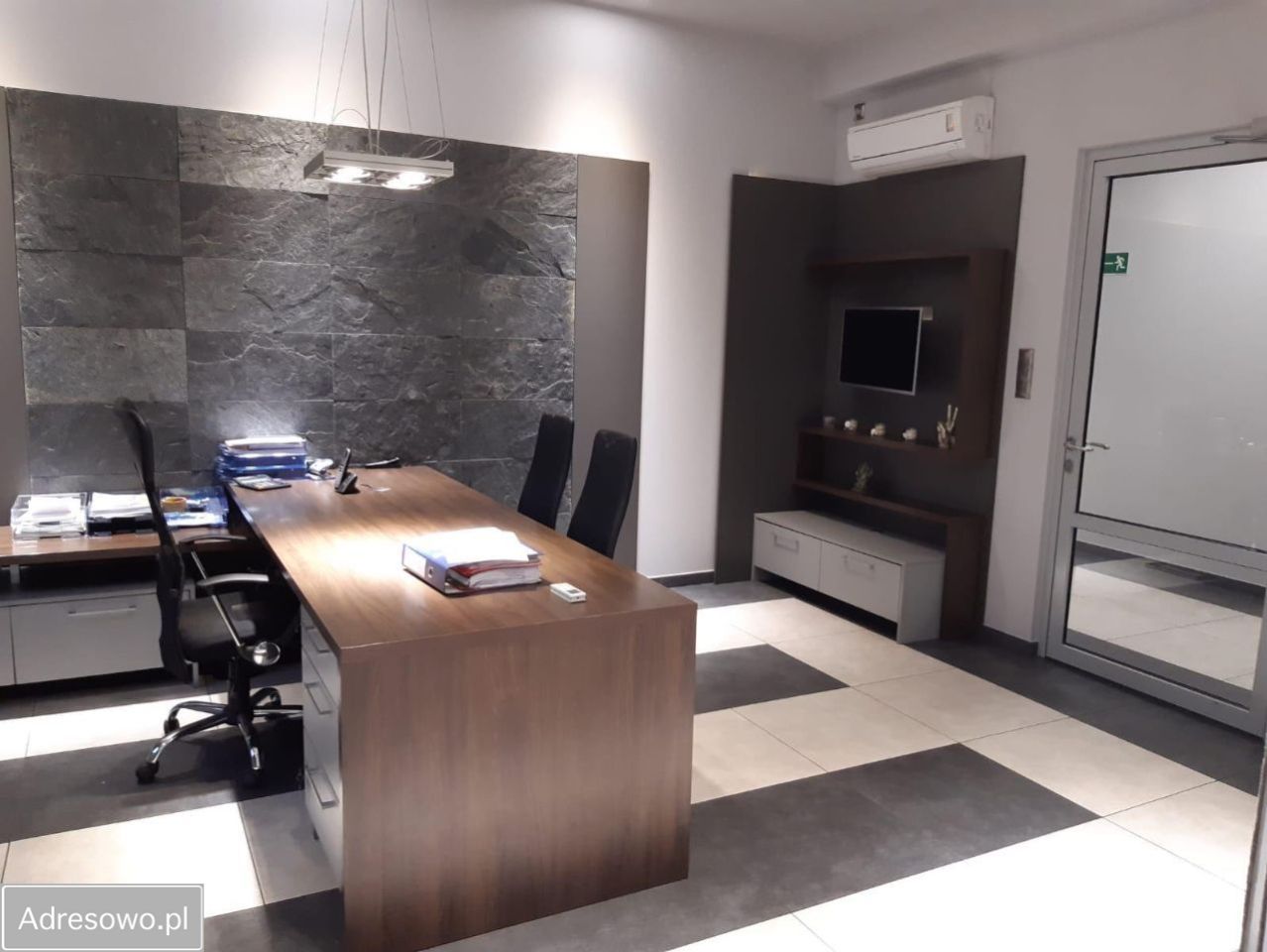 Hala/magazyn Miechów, ul. Bolesława Prusa. Zdjęcie 2