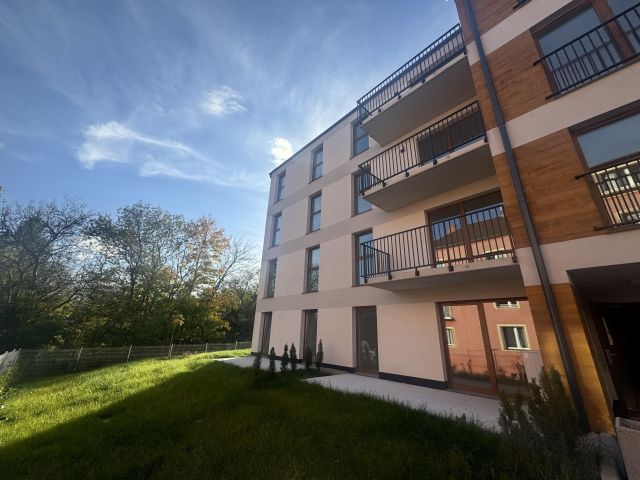 Mieszkanie 3-pokojowe Jelenia Góra, ul. Spółdzielcza. Zdjęcie 7