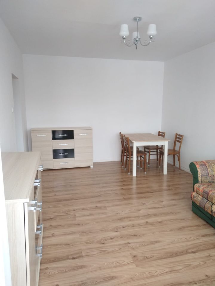 Mieszkanie 2-pokojowe Bielsko-Biała, 1 armii wojska polskiego. Zdjęcie 17