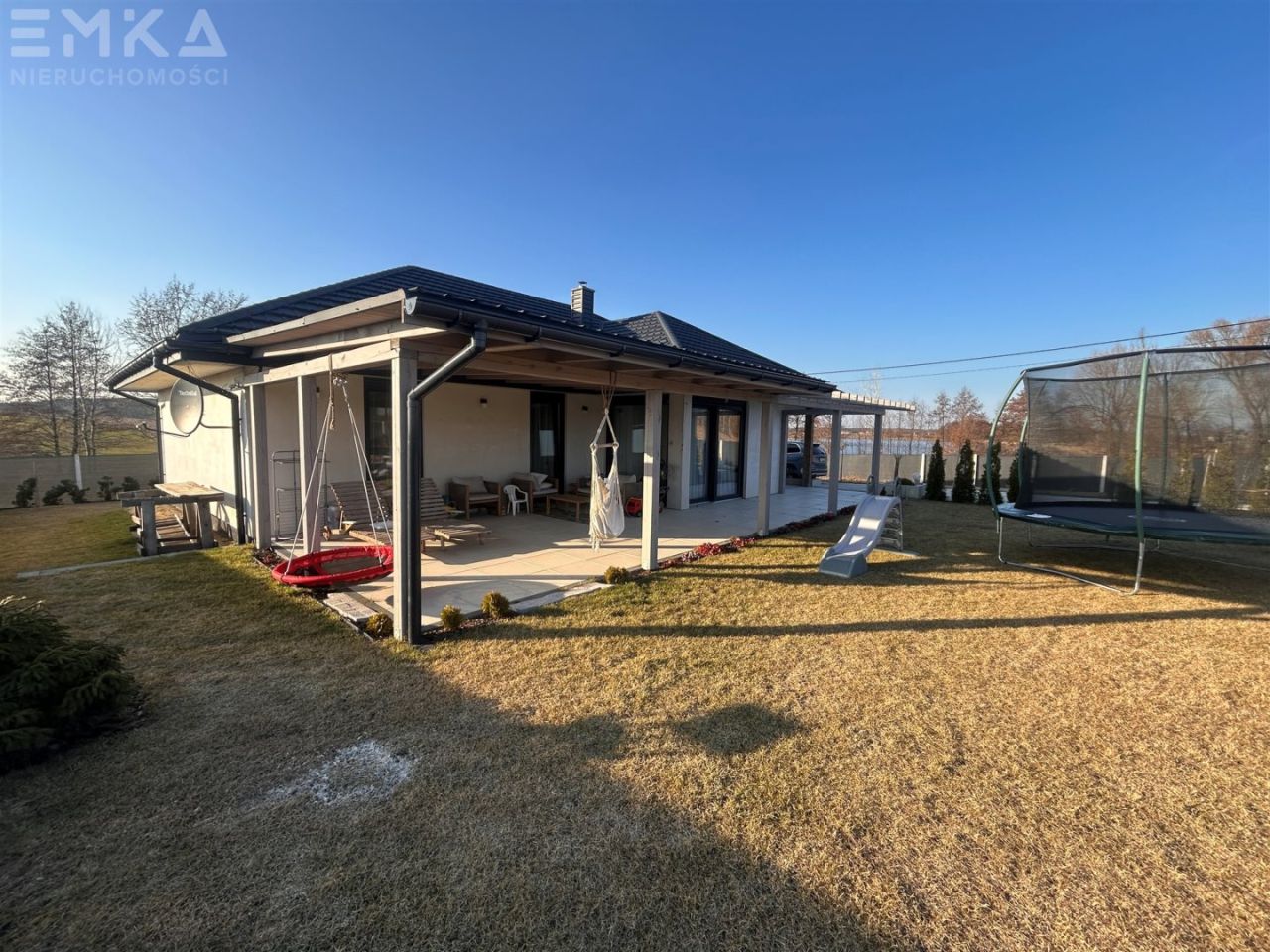 dom wolnostojący, 3 pokoje Sadłóżek. Zdjęcie 3
