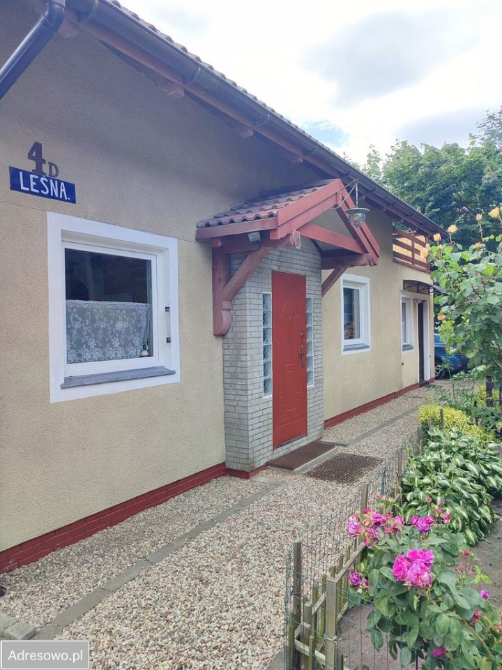 dom wolnostojący, 5 pokoi Mikoszewo, ul. Leśna. Zdjęcie 2