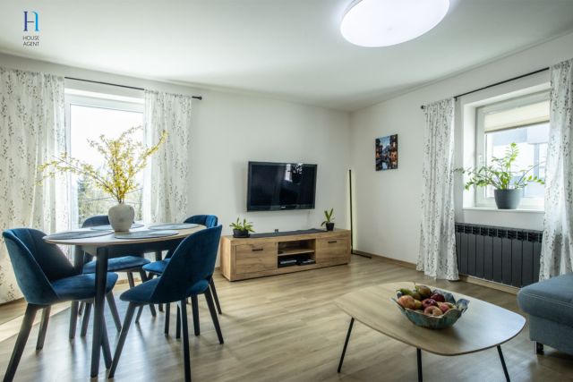 Mieszkanie 3-pokojowe Łódź Julianów, ul. dr. Władysława Biegańskiego. Zdjęcie 3