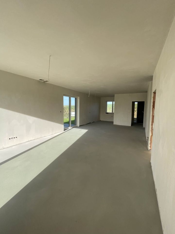 dom wolnostojący, 5 pokoi Mokra. Zdjęcie 17