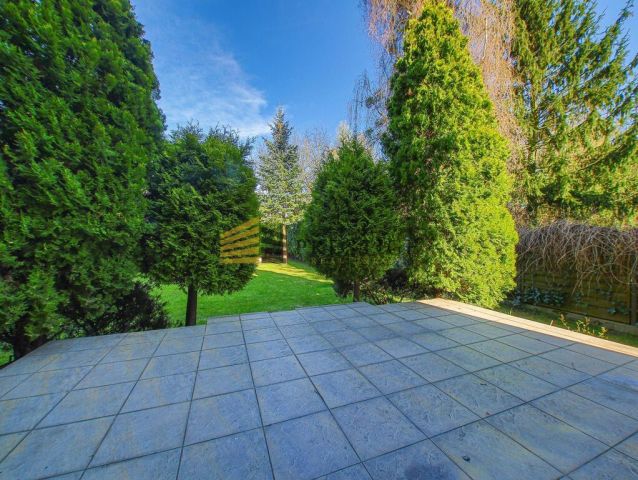 bliźniak, 8 pokoi Konstancin-Jeziorna, ul. Willowa. Zdjęcie 1