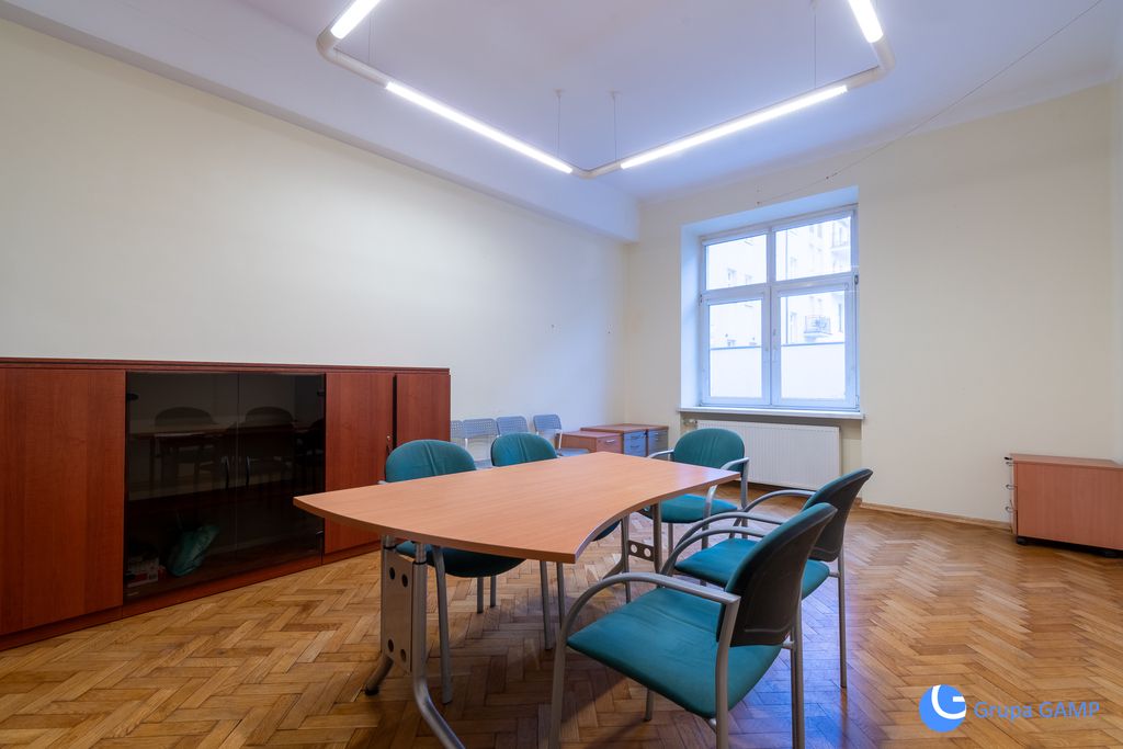 Biuro Kraków, ul. Długa. Zdjęcie 10