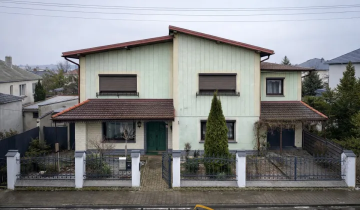 dom wolnostojący, 6 pokoi Krotoszyn, ul. Reja