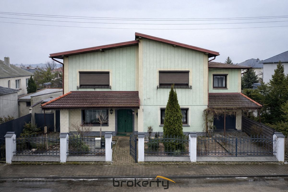 dom wolnostojący, 6 pokoi Krotoszyn, ul. Reja. Zdjęcie 1