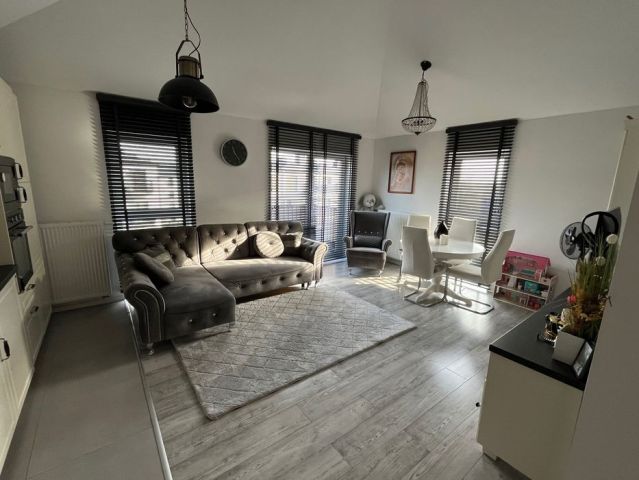 Mieszkanie 3-pokojowe Otwock Mały, ul. Częstochowska. Zdjęcie 1