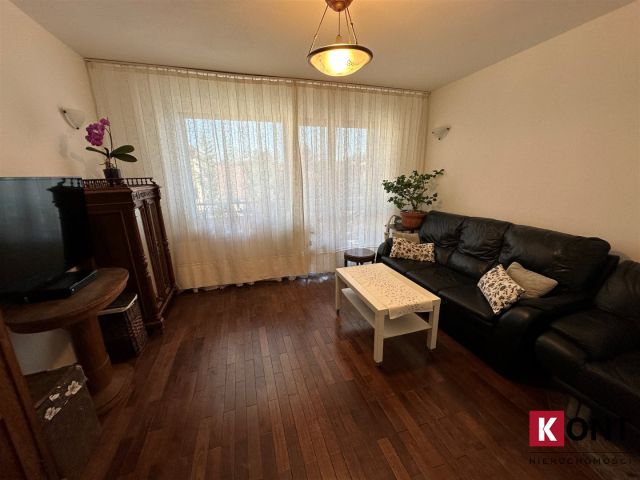 Mieszkanie 7-pokojowe Kraków Bieżanów, ul. Henryka Hoyera. Zdjęcie 4