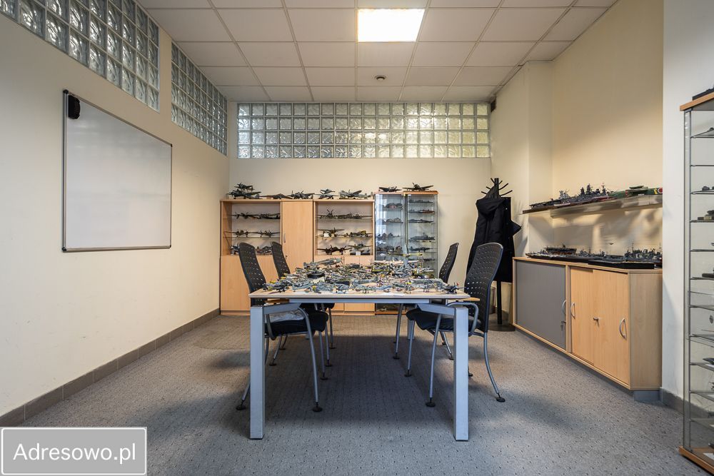 Lokal Kraków Zwierzyniec, ul. Emaus. Zdjęcie 6