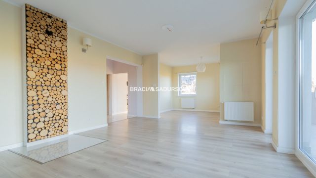 bliźniak, 6 pokoi Wola Luborzycka. Zdjęcie 2