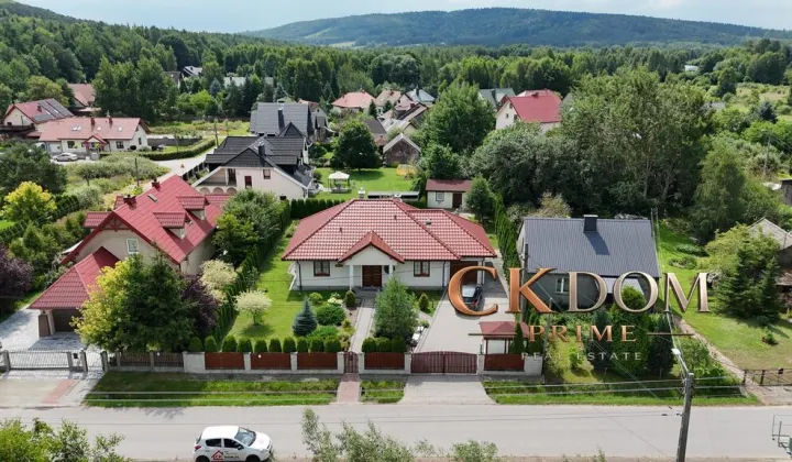 dom wolnostojący, 4 pokoje Ćmińsk