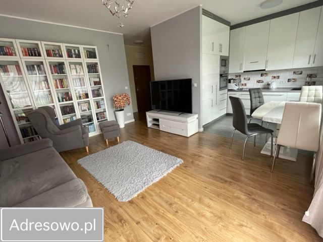Mieszkanie 3-pokojowe Poznań Starołęka, ul. Żorska. Zdjęcie 1
