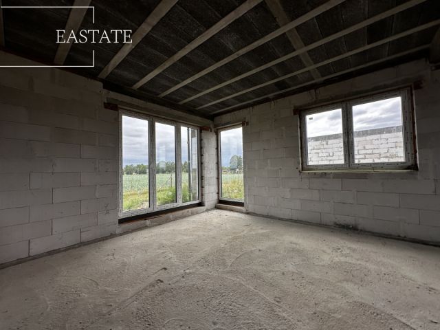 dom wolnostojący, 5 pokoi Magdalenka. Zdjęcie 1